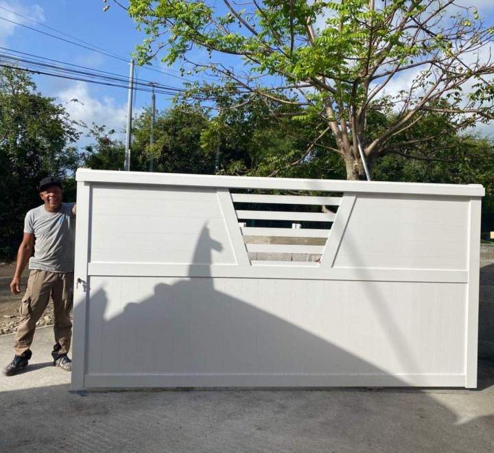 Fabrication et pose de portails en aluminium Guadeloupe