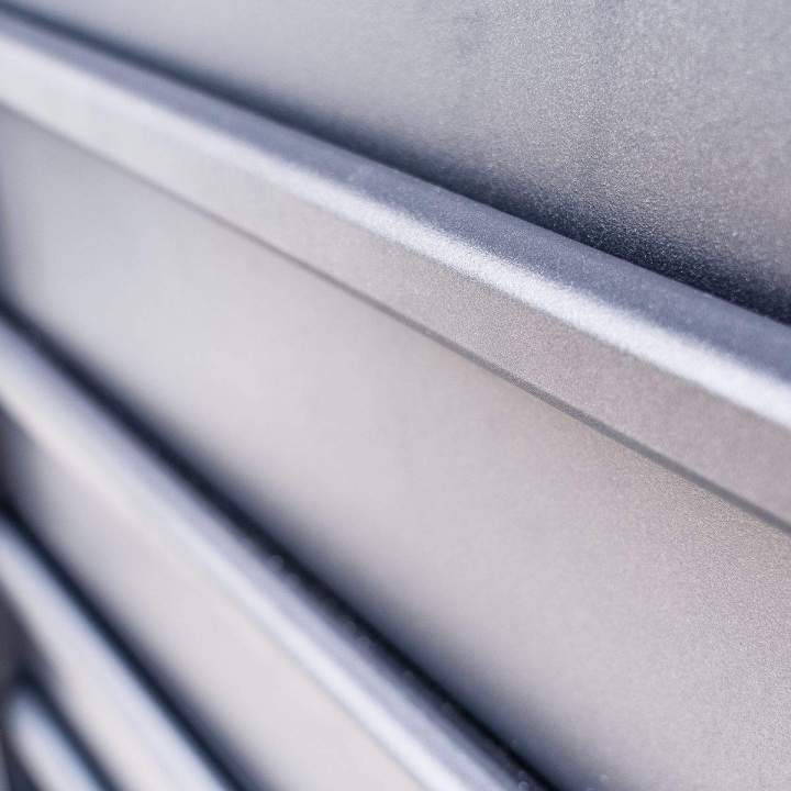 Stores en aluminium résistants